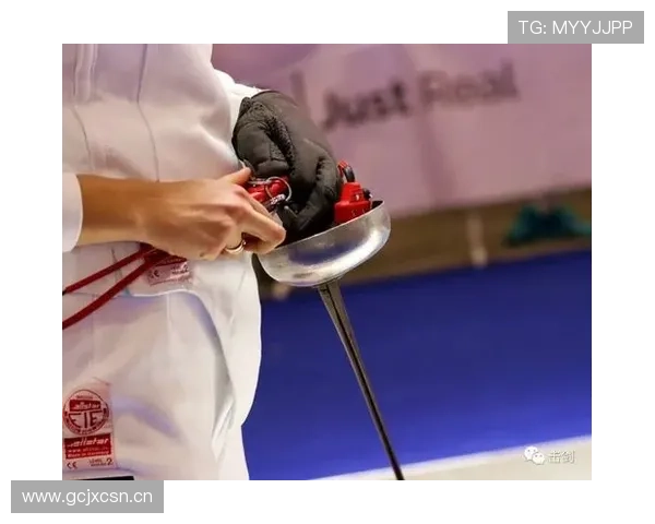 孙一文这样生活，普通人一天挣的钱，他转身买块表就没了！