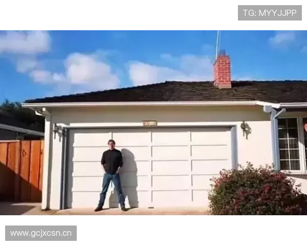 萨卡家车库比我家还大,他到底赚了多少? 萨卡家车库比我家还大,他到底赚了多少?